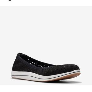 Clark's Cloudstopper Breeze Roam Black Women's Slip-On Shoes